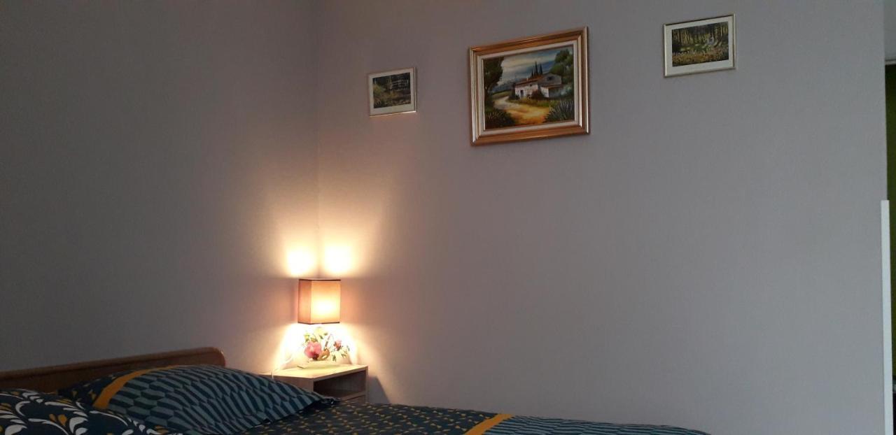 La Ferme Du Grand Faubourg Bed & Breakfast Понт-де-Во Екстериор снимка