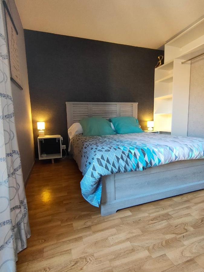 La Ferme Du Grand Faubourg Bed & Breakfast Понт-де-Во Екстериор снимка