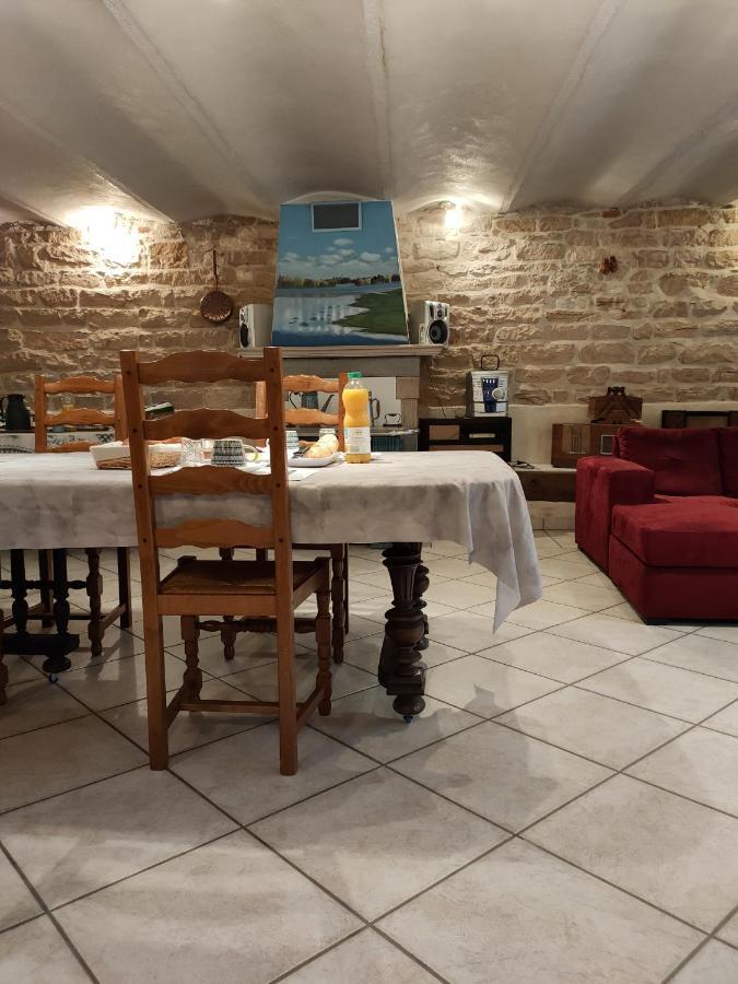 La Ferme Du Grand Faubourg Bed & Breakfast Понт-де-Во Екстериор снимка