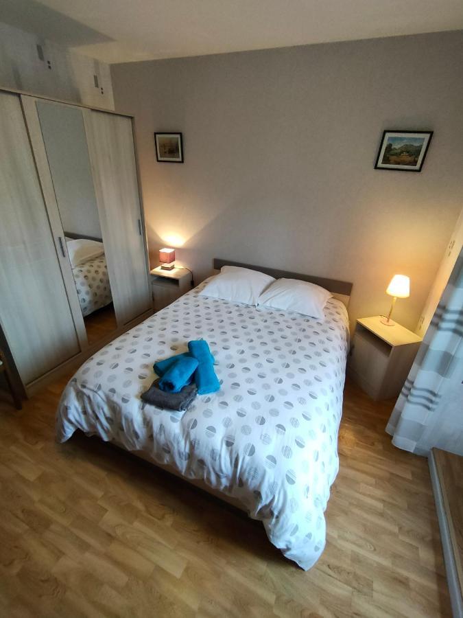 La Ferme Du Grand Faubourg Bed & Breakfast Понт-де-Во Екстериор снимка