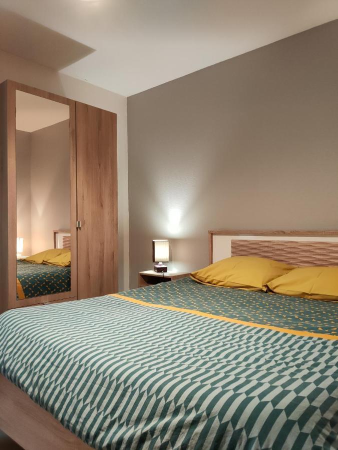 La Ferme Du Grand Faubourg Bed & Breakfast Понт-де-Во Екстериор снимка
